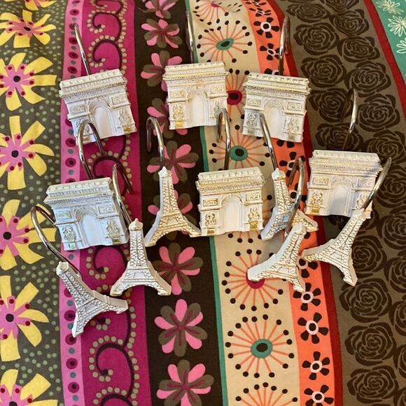 Paris Bathroom Shower Curtain and Matching Hooks and Accessories Set - Picture 12 of 13